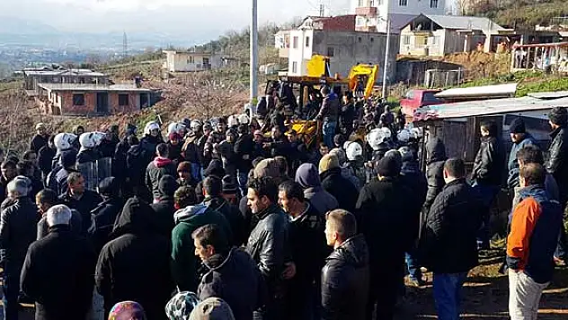 Kocaeli'nde yıkım gerginliği