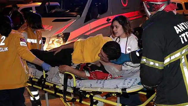 Koluna korkuluk demiri saplandı