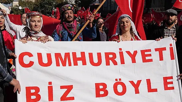 Komandoların gösterisi büyük beğeni topladı