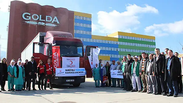 KOMBASSAN'dan Bayır-Bucak Türkmenlerine Gıda Yardımı