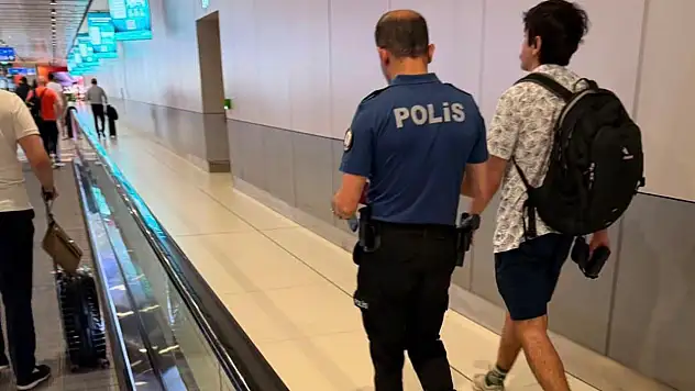 Komedyen Deniz Göktaş gözaltına alındı