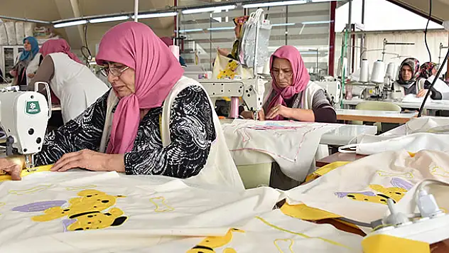 KOMEK Atölyeleri İstihdama Büyük Katkı Sağlıyor