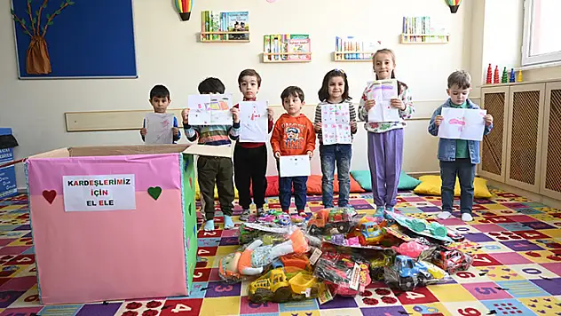 KOMEK bayramda Gazzeli çocukların yüzünü güldürecek
