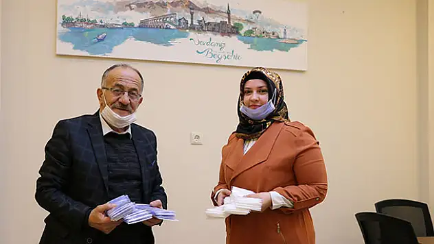 KOMEK'ten Beyşehir Belediyesine koruyucu maske desteği