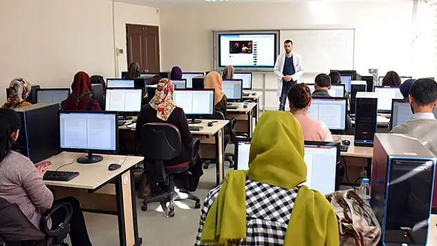 KOMEK ve ASEM'de kayıtlar 1 Şubat'ta başlıyor