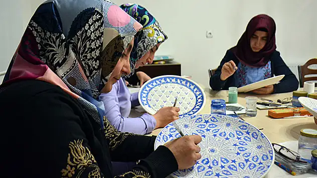 KOMEK ve ASEM'de Yeni Dönem Kayıtları Başlıyor