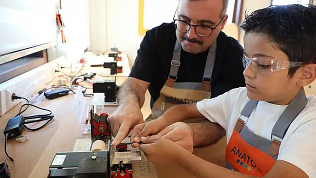 KOMEK'te 'Ahşap Oyuncak Çocuk-Ebeveyn Atölyesi' etkinliği başlıyor