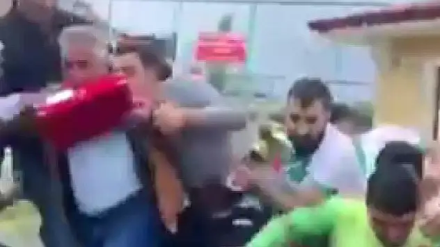 Komşu ilçelerin futbol turnuvasında şok
