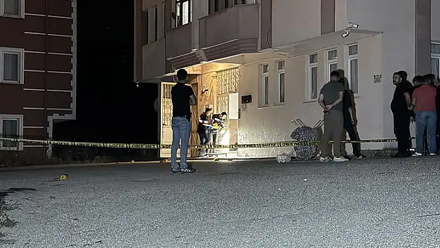 Komşu tartışması silahlı kavgaya dönüştü: 3 yaralı
