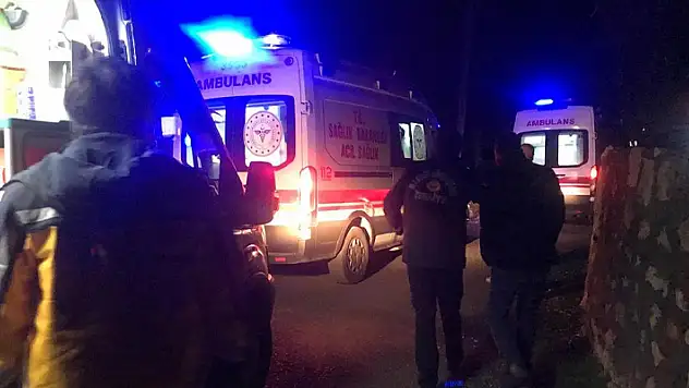 Komşular arasında 'gürültü' kavgası: 3 yaralı
