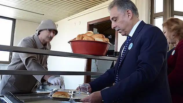 KONESOB'tan Çanakkale yemek menüsü ikramı
