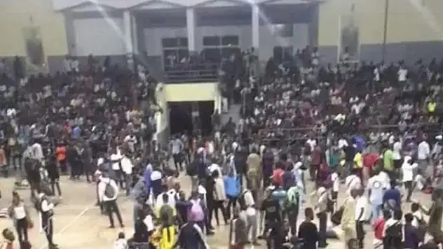Kongo'da stadyumda askeri personel seçmeleri sırasında izdiham: 37 ölü
