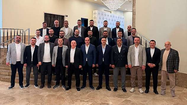 KONSİAD'da güven oyu alan Kaya, yeni hedeflerini açıkladı
