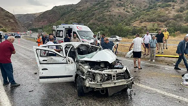 Kontrolden çıkan otomobil takla attı: 2'si çocuk 4 yaralı
