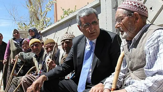 Konuk, çiftiyle Ankara arasında köprü olacak