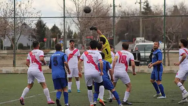 Konya 1.Küme'de yarış nefes kesiyor