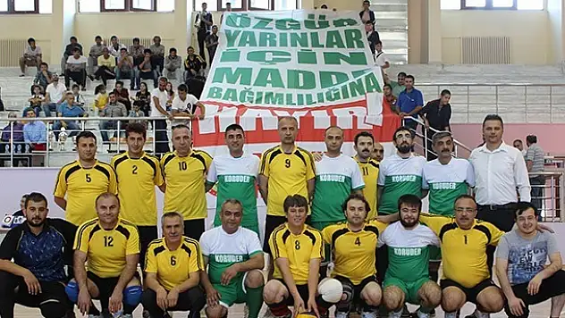 Konya 112 Voleybol Turnuvasında Şampiyon