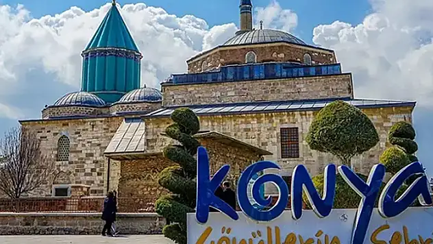 Konya, 37 yıl önce bugün büyükşehir oldu


