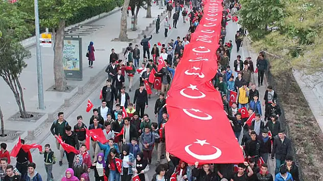 Konya 57. Alaya vefa için yürüdü