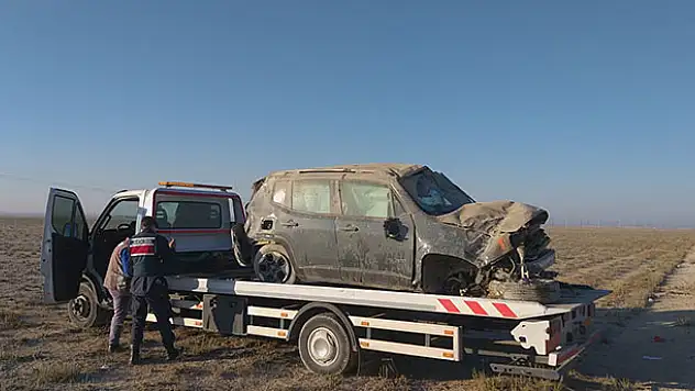Konya-Aksaray kara yolunda cip devrildi: 5 yaralı!