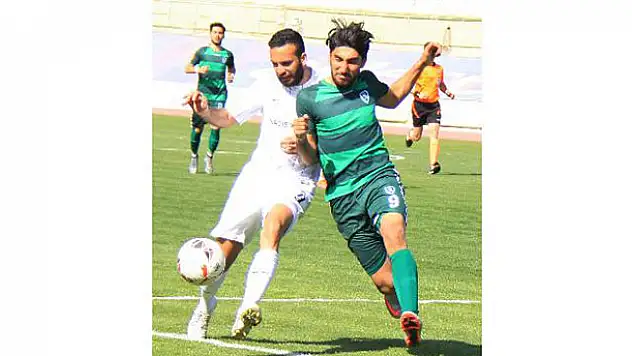 Konya Anadolu Selçukspor berabere kaldı