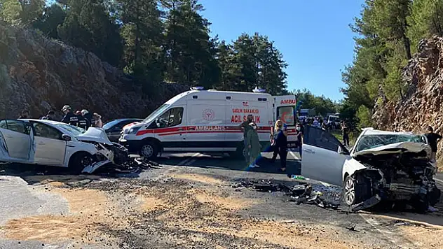 Konya- Antalya yolunda feci kaza: 2 ölü, 5 yaralı
