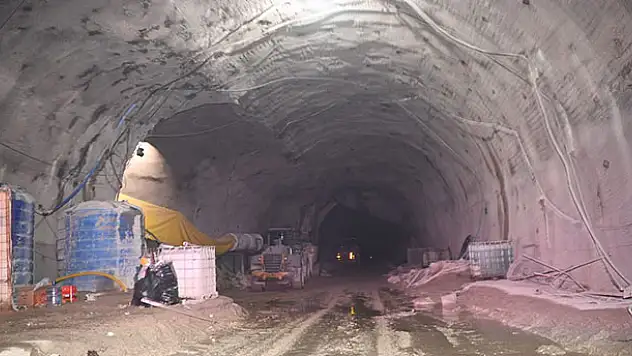 Konya-Antalya yolunu 26 km daha kısaltacak tünelde sona geliniyor