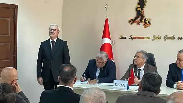 Konya ASKF'de Remzi Ay güven tazeledi