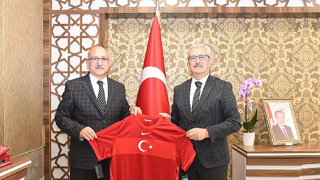 Konya ASKF'den okullara destek 