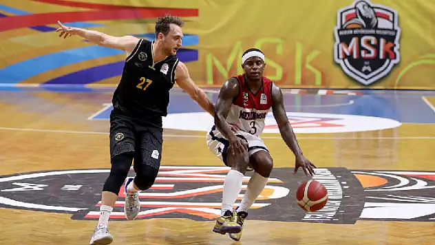 Konya Basket deplasmanda kayıp 
