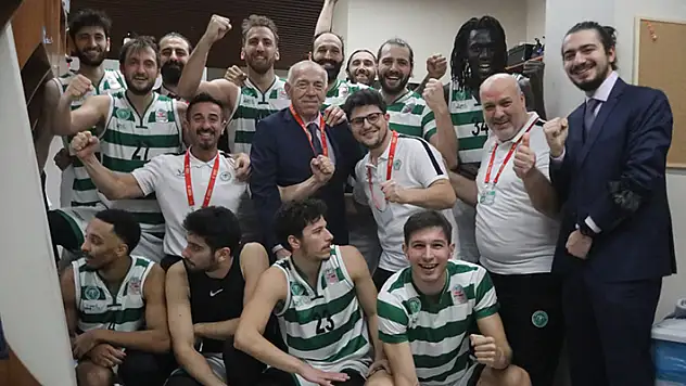 Konya Basket evinde güldü 