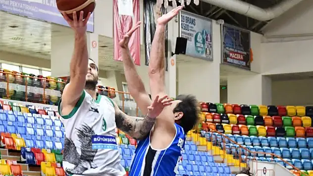 Konya Basket farklı kazandı