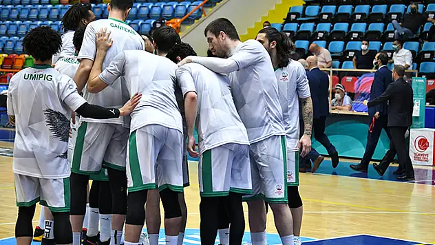 Konya Basket final aşkına