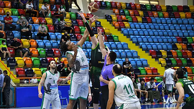 Konya Basket geriye düştü