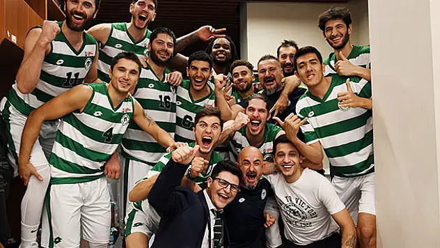 Konya Basket mutlu
