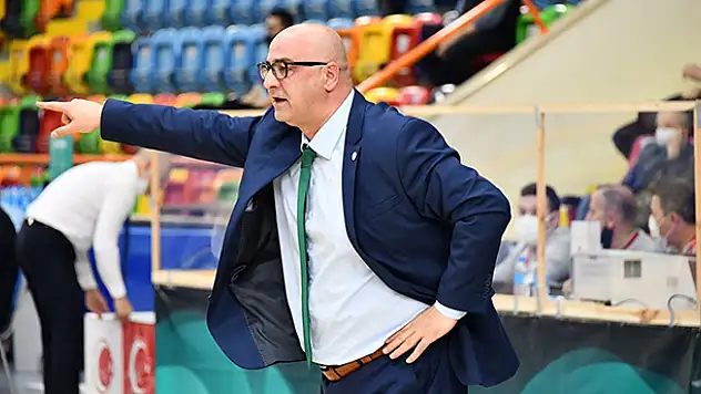 Konya Basket'te yüzler güldü
