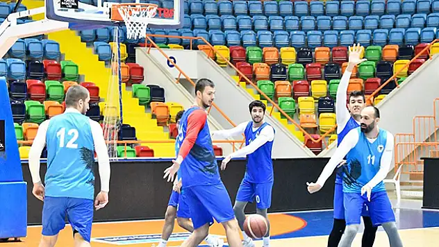 Konya Basket telafi peşinde