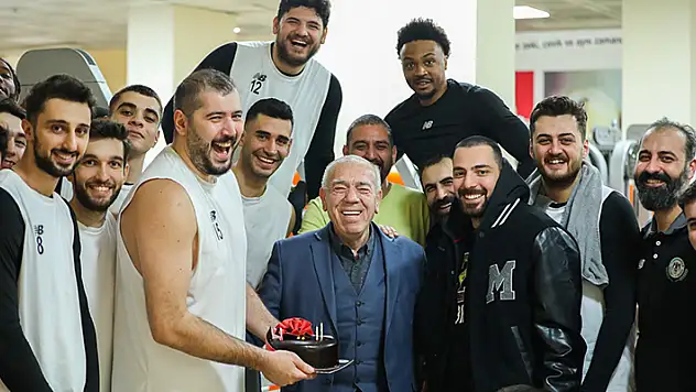 Konya Basket'te neşeli idman
