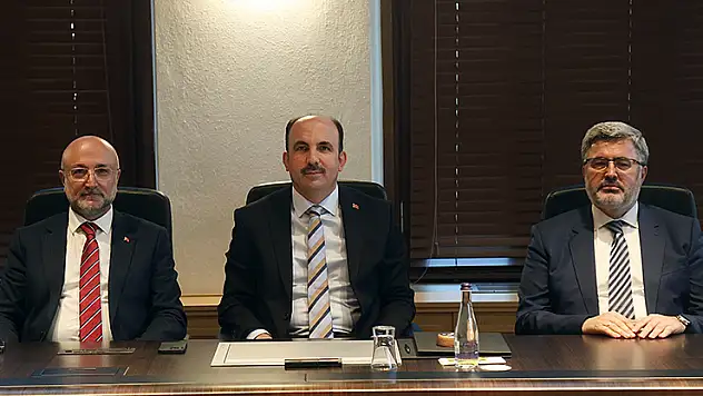 'Konya belediye konusunda çığır açmış bir ilimiz'