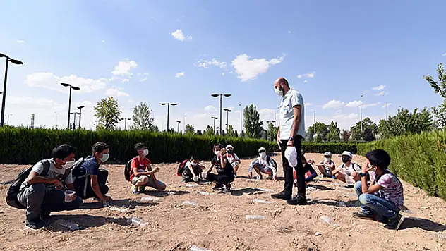 Konya Bilim Merkezi'nde 'Doğanın Keşfi Yaz Okulu Projesi'