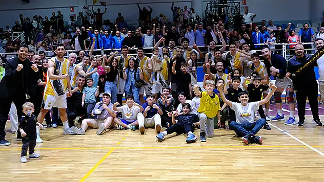 Konya B.Ş. 1. Lig aşkına
