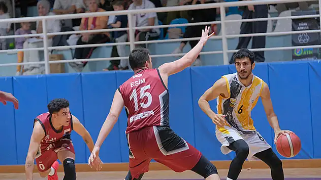 Konya B.Ş, Bursa deplasmanında

