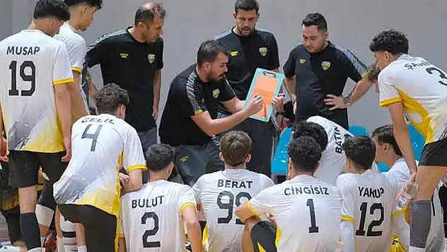 Konya Büyükşehir, 1. Lig'in kapısından döndü