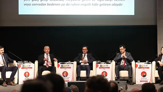Konya Büyükşehir, 2. Ulusal İş Sağlığı Ve Güvenliği Paneli düzenledi