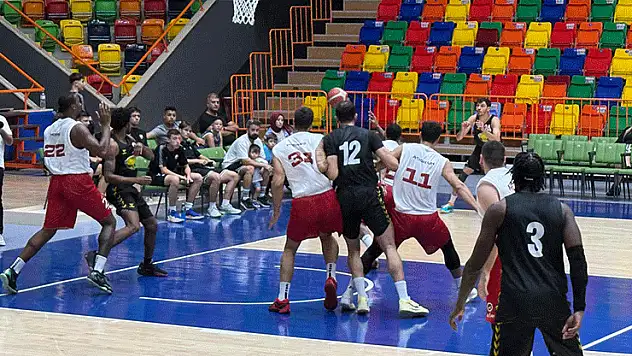Konya Büyükşehir 2'de 2 yaptı