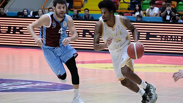 Konya Büyükşehir A. Gücü virajında