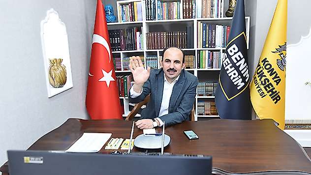 Konya Büyükşehir Belediye Başkanı Altay, çocuklarla buluştu