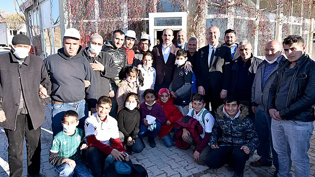 Konya Büyükşehir Belediye Başkanı Altay'dan mahalle ziyaretleri
