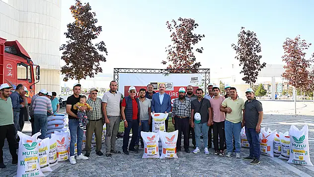 Konya Büyükşehir Belediyesi, 2024-2025 sezonunda çiftçiyi yine destekleyecek