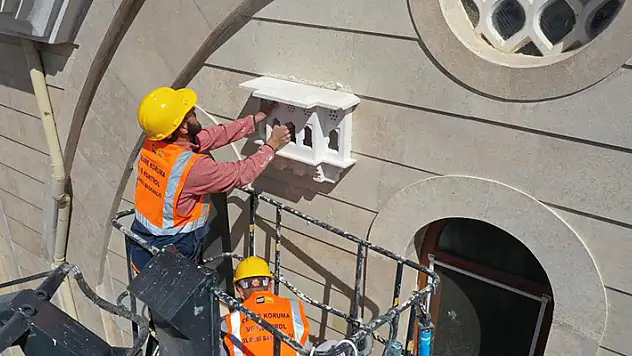 Konya Büyükşehir Belediyesi camilere kuş evleri yerleştirdi
